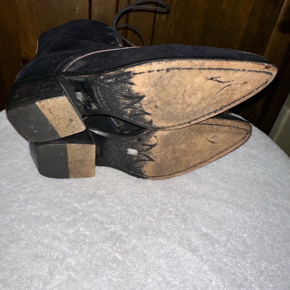 Jo Ghost distressed velvet lace up boots - Picture 7 of 8